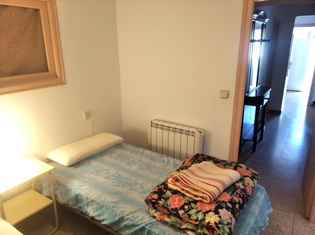 Casa Joan de Ribera Apartment Ribera de Cardos Bagian luar foto